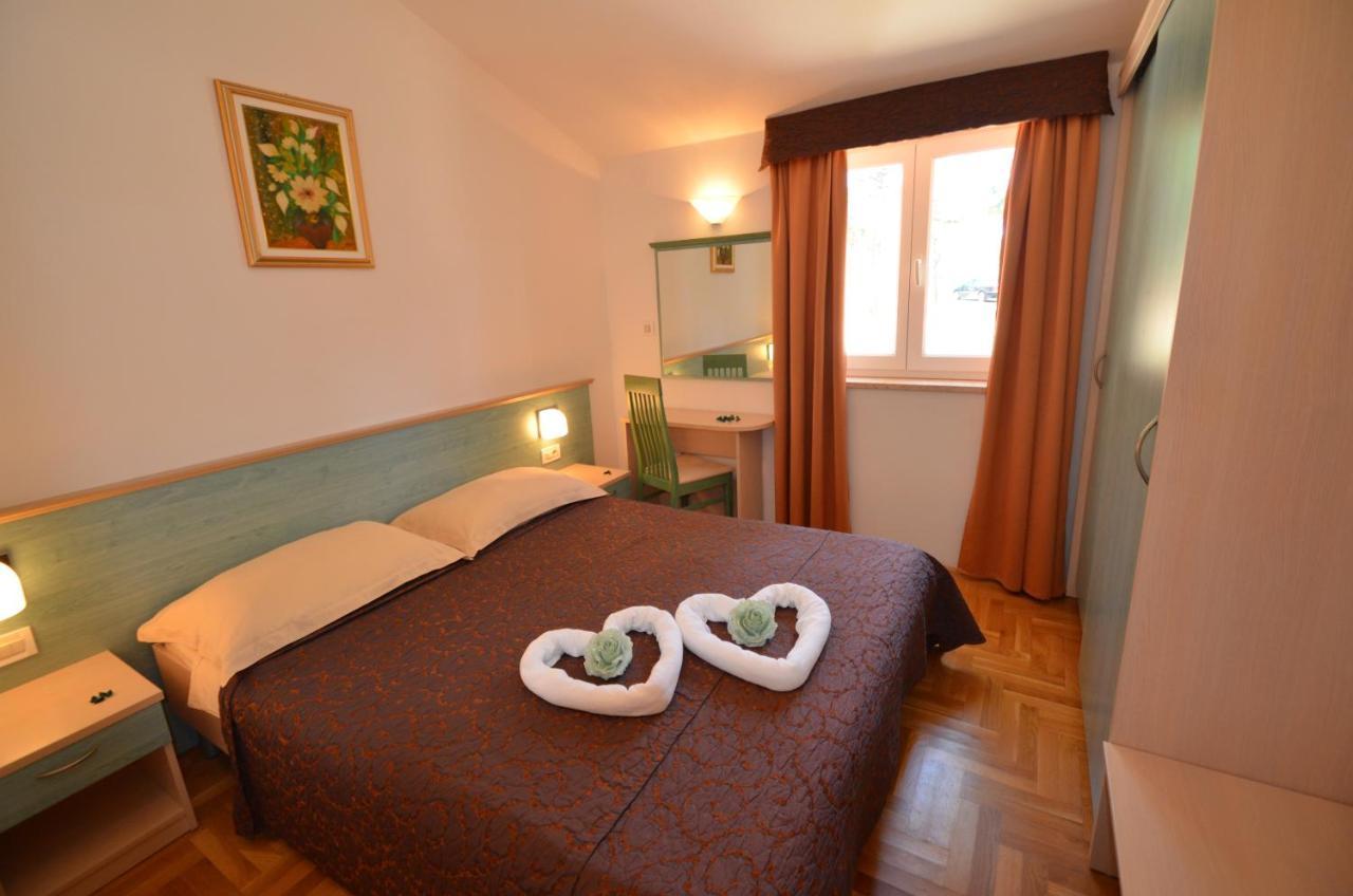 Apartments Materada Residence Poreč Buitenkant foto