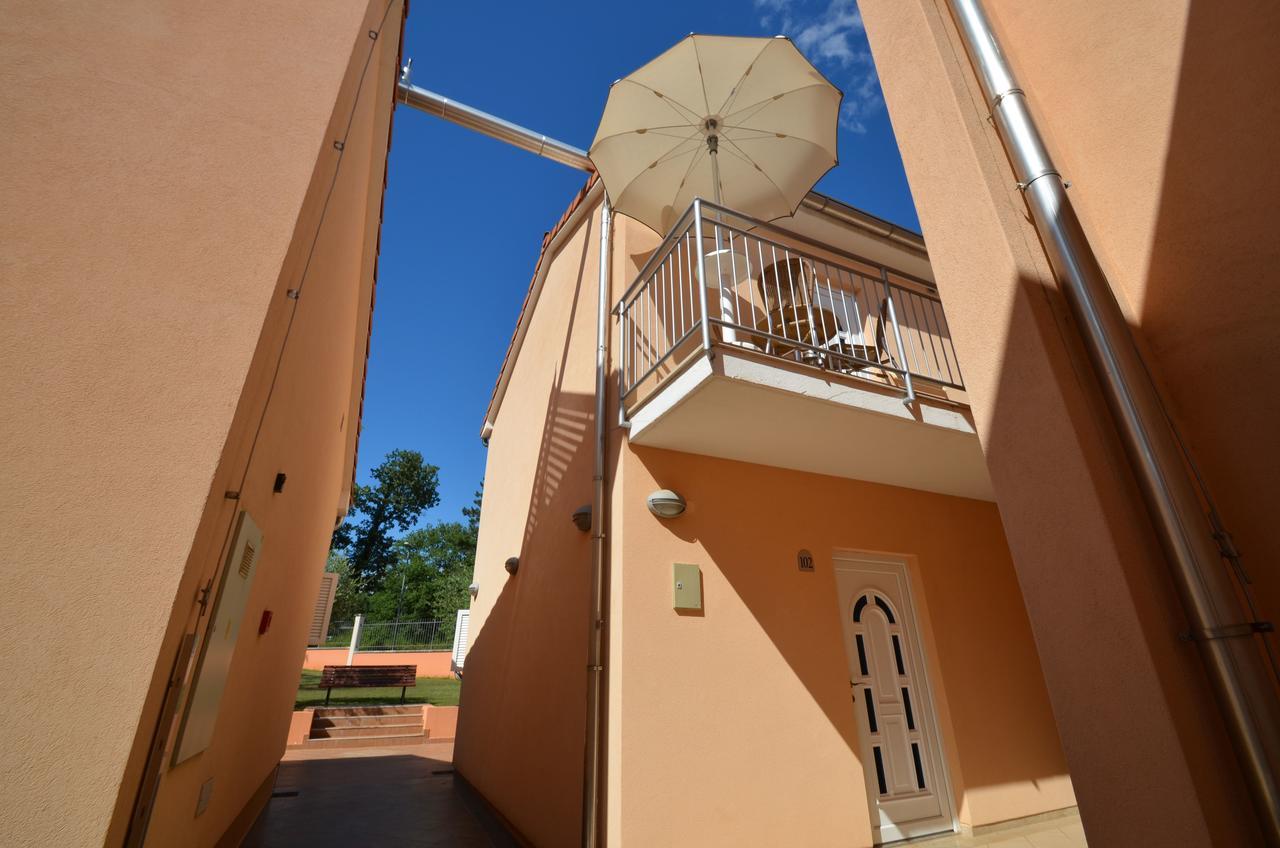 Apartments Materada Residence Poreč Buitenkant foto